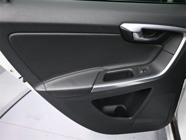 2016 Volvo XC60 T5 Premier