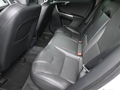 2016 Volvo XC60 T5 Premier
