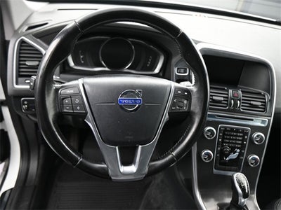 2016 Volvo XC60 T5 Premier